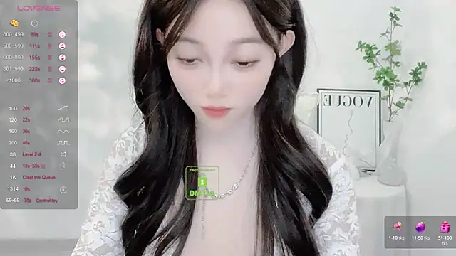 Happy-Minnie online show from December 23, 2024, 4:01 am