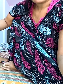 MUMTAJ-1 online show from May 7, 2026, 1:43 am