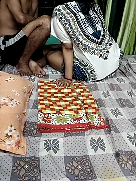 Snapshot of MUMTAJ-1 chatting on September 20, 2025, 5:18 pm MUMTAJ-1 online show from September 20, 2025, 5:18 pm