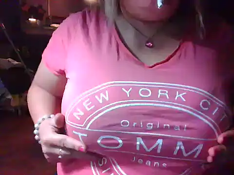 maria38xxx online show from September 24, 2025, 6:47 pm