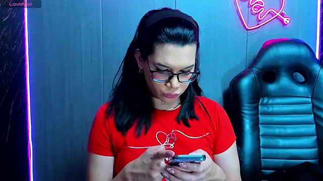 Snapshot of beverly_campbellxxx chatting on March 4, 2025, 11:54 pm beverly campbellxxx online show from March 4, 2025, 11:54 pm