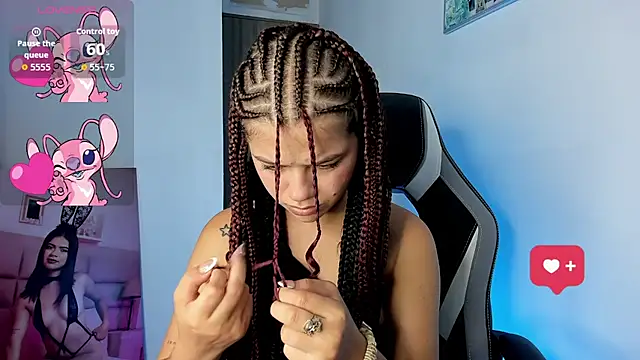 PaigeJayden online show from October 14, 2025, 9:58 pm