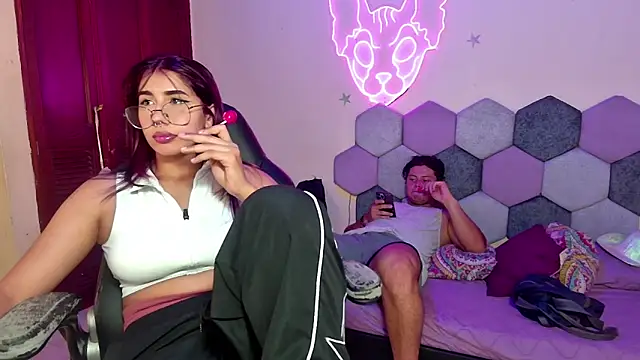 Snapshot of Horny_tgn chatting on February 18, 2025, 5:53 pm Horny tgn online show from February 18, 2025, 5:53 pm