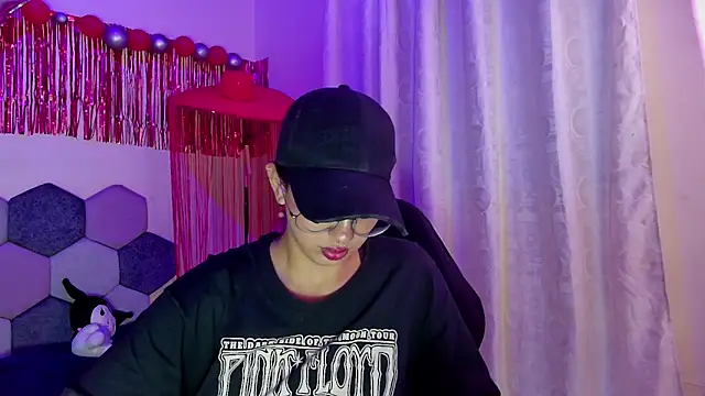 Horny tgn online show from February 23, 2026, 5:46 pm