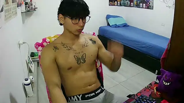 Dillom420 online show from January 16, 2026, 4:05 am