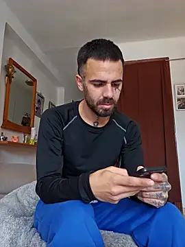 Snapshot of charlye_inkkkk chatting on March 15, 2025, 1:40 pm charlye inkkkk online show from March 15, 2025, 1:40 pm