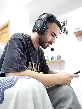 Snapshot of charlye_inkkkk chatting on March 17, 2025, 9:57 pm charlye inkkkk online show from March 17, 2025, 9:57 pm