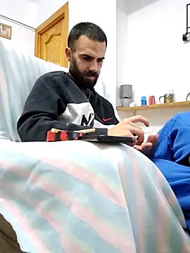 charlye inkkkk online show from November 10, 2025, 2:05 am