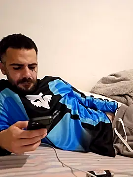 Snapshot of charlye_inkkkk chatting on March 16, 2025, 12:01 am charlye inkkkk online show from March 16, 2025, 12:01 am