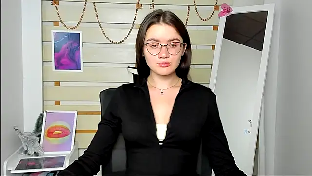 Snapshot of Josephine_jo chatting on September 9, 2025, 6:34 am Josephine jo online show from September 9, 2025, 6:34 am