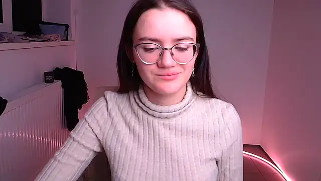 Snapshot of Josephine_jo chatting on February 10, 2025, 3:24 am Josephine jo online show from February 10, 2025, 3:24 am