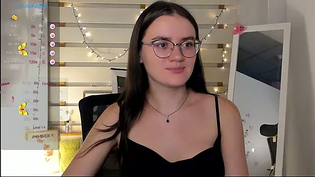 Snapshot of Josephine_jo chatting on September 14, 2025, 1:00 pm Josephine jo online show from September 14, 2025, 1:00 pm
