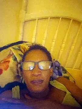 bustybillies online show from April 1, 2026, 4:14 am