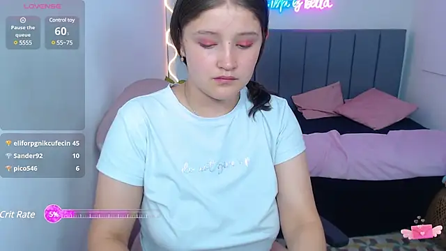 Snapshot of Krysstal_tay chatting on February 11, 2025, 6:11 pm Krysstal tay online show from February 11, 2025, 6:11 pm