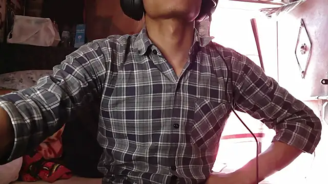 Snapshot of Dreamdaze2025 chatting on April 12, 2026, 5:33 am Dreamdaze2025 online show from April 12, 2026, 5:33 am