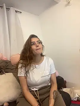 Lu perez online show from April 13, 2026, 5:06 pm