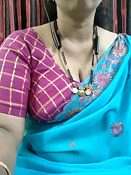 Snapshot of bhuvana555 chatting on December 17, 2025, 5:18 pm bhuvana555 online show from December 17, 2025, 5:18 pm