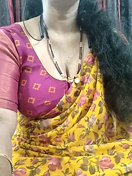 Snapshot of bhuvana555 chatting on October 31, 2025, 4:31 am bhuvana555 online show from October 31, 2025, 4:31 am