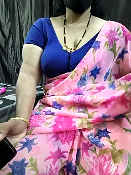 Snapshot of bhuvana555 chatting on February 10, 2026, 5:50 am bhuvana555 online show from February 10, 2026, 5:50 am