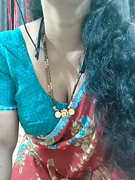 Snapshot of bhuvana555 chatting on October 24, 2025, 4:11 am bhuvana555 online show from October 24, 2025, 4:11 am