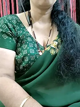 Snapshot of bhuvana555 chatting on November 30, 2025, 5:36 pm bhuvana555 online show from November 30, 2025, 5:36 pm