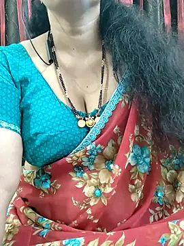 Snapshot of bhuvana555 chatting on November 10, 2025, 4:45 pm bhuvana555 online show from November 10, 2025, 4:45 pm