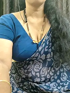 Snapshot of bhuvana555 chatting on October 25, 2025, 6:41 pm bhuvana555 online show from October 25, 2025, 6:41 pm