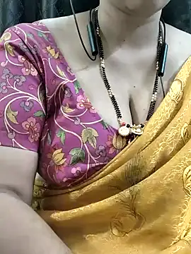 Snapshot of bhuvana555 chatting on January 8, 2026, 5:19 pm bhuvana555 online show from January 8, 2026, 5:19 pm