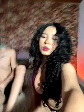 Snapshot of G_Poseidon_y_Cloe chatting on November 23, 2025, 9:58 pm G Poseidon y Cloe online show from November 23, 2025, 9:58 pm