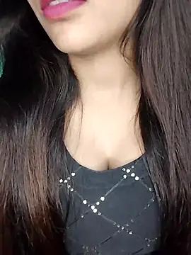 Sreya213 online show from November 2, 2025, 9:14 am