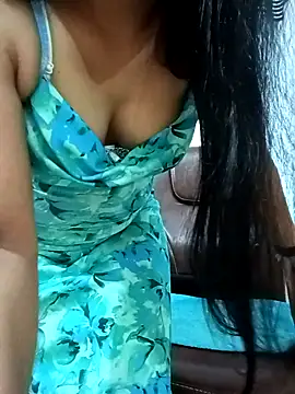 Snapshot of Rina777o chatting on September 13, 2025, 9:53 am Rina777o online show from September 13, 2025, 9:53 am