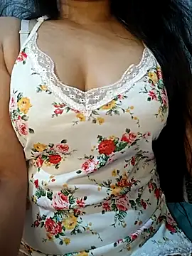 Rina777o online show from February 9, 2026, 9:35 pm