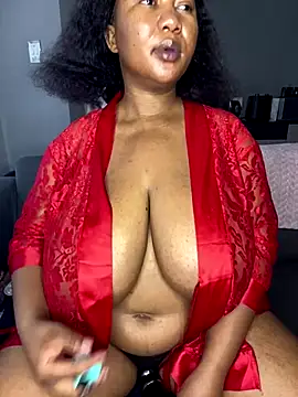 MayaPassion online show from December 15, 2025, 4:07 am