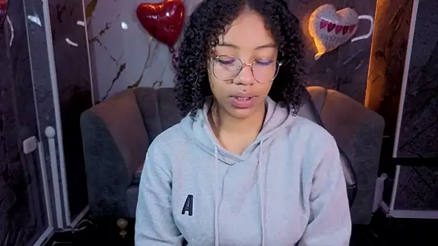 Violeth b online show from February 14, 2026, 12:49 pm