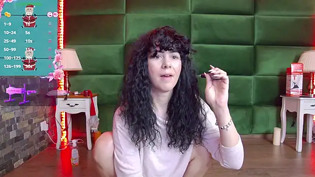 SelenSummer online show from December 15, 2025, 8:03 pm