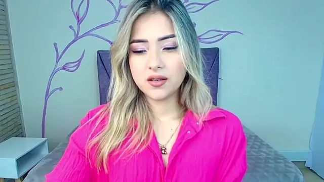 DahliaMoore online show from February 8, 2025, 8:10 pm