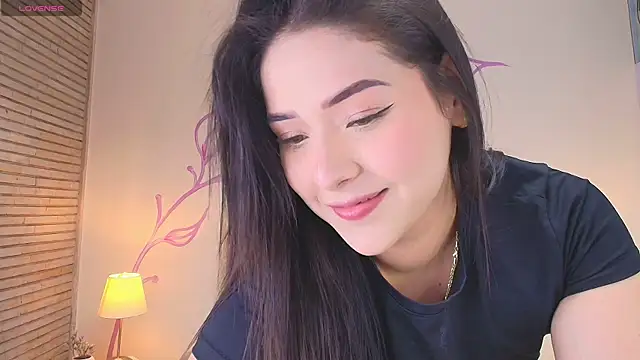 DahliaMoore online show from October 17, 2025, 8:32 pm