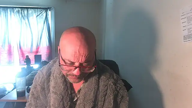 Snapshot of RickStone51 chatting on February 14, 2026, 4:07 pm RickStone51 online show from February 14, 2026, 4:07 pm