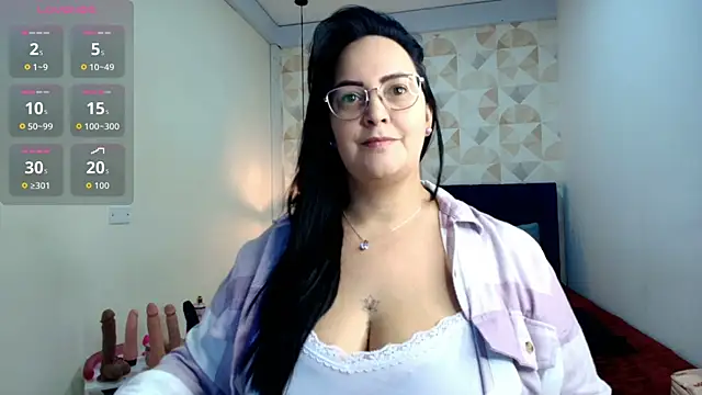 veronicabbw online show from October 3, 2025, 12:06 pm