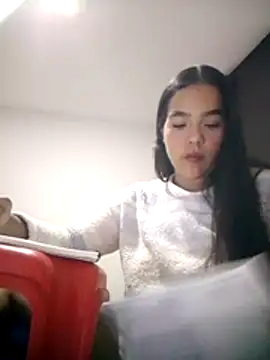 Snapshot of SweetFortuner chatting on November 21, 2025, 4:11 am SweetFortuner online show from November 21, 2025, 4:11 am