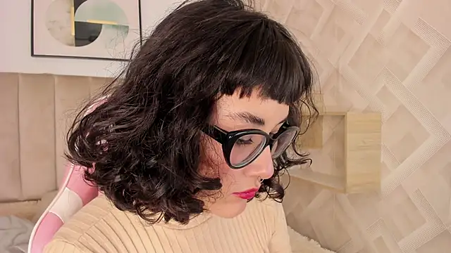 Haru Bonny online show from April 21, 2026, 8:15 pm