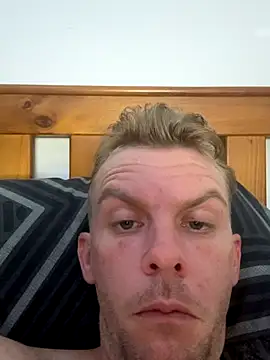 Snapshot of aus_guy93 chatting on November 13, 2025, 3:27 pm aus guy93 online show from November 13, 2025, 3:27 pm