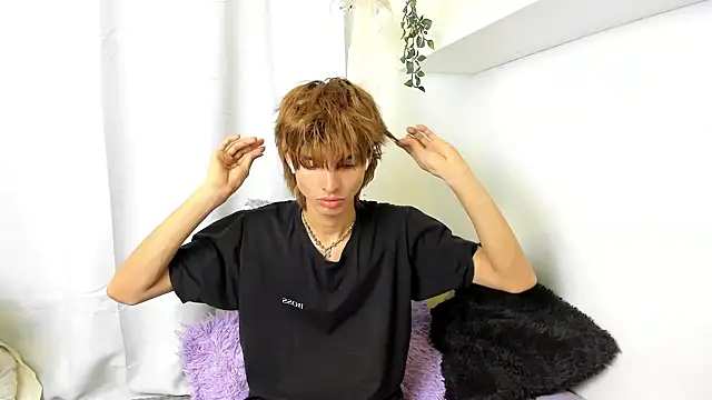 santy-kitty online show from February 16, 2025, 10:11 pm