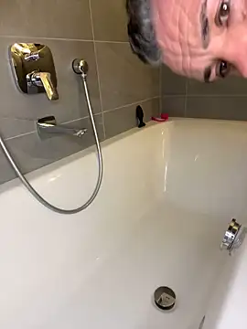 Sissy-Bee online show from January 17, 2025, 7:27 pm