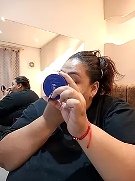 Snapshot of Alisson_am chatting on March 30, 2026, 11:33 am Alisson am online show from March 30, 2026, 11:33 am