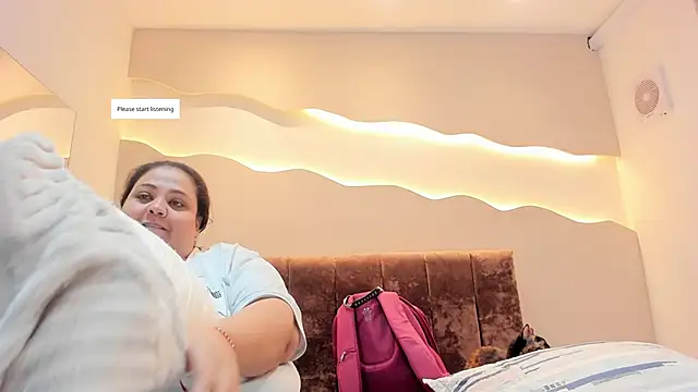 Snapshot of Alisson_am chatting on April 15, 2026, 11:49 am Alisson am online show from April 15, 2026, 11:49 am