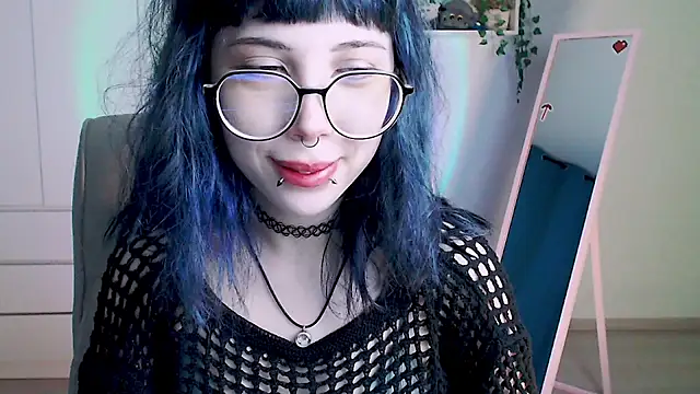 MoriHorri online show from December 8, 2024, 1:30 am