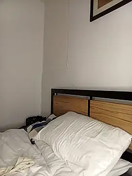 02Boitybaby online show from March 8, 2025, 11:07 pm