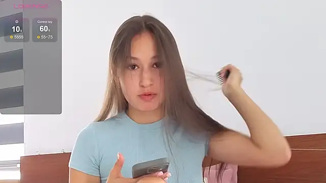 ChloeTeles  online show from February 2, 2026, 4:00 am