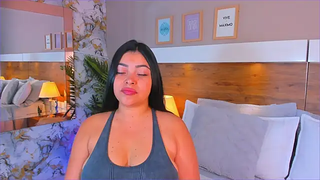 EmaBakker online show from January 11, 2026, 11:28 am